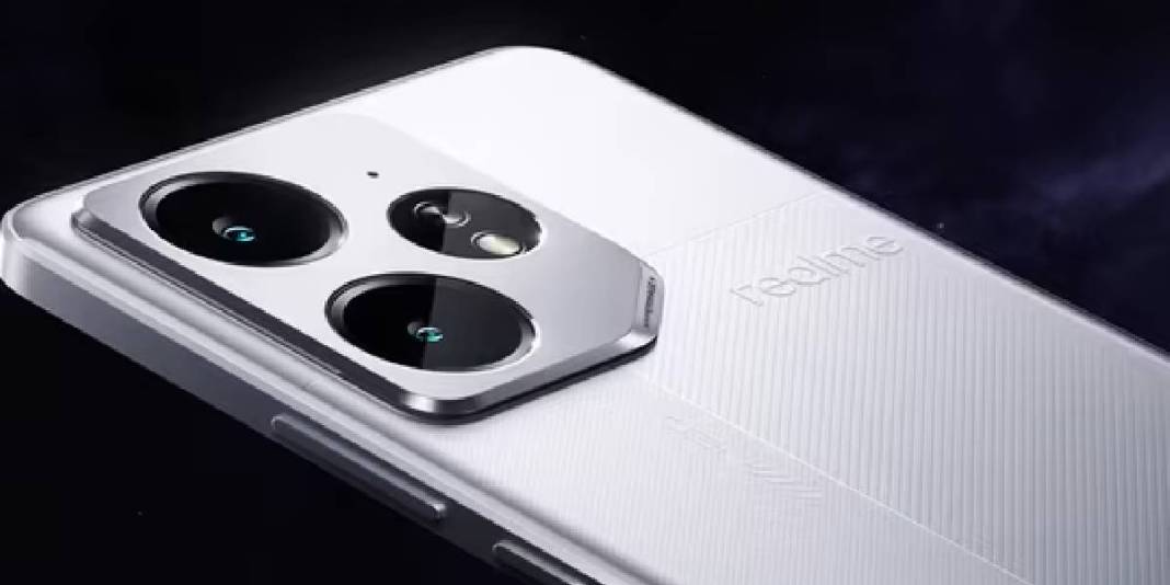 Telefon değil enerji santrali! Realme Neo 7 tanıtıldı: Bir kez şarj eden prizin yerini unutuyor 2